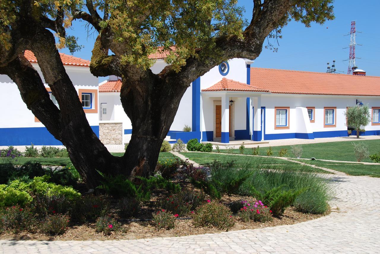 Quinta Da Torre - Casas De Campo Bed & Breakfast Alenquer Dış mekan fotoğraf